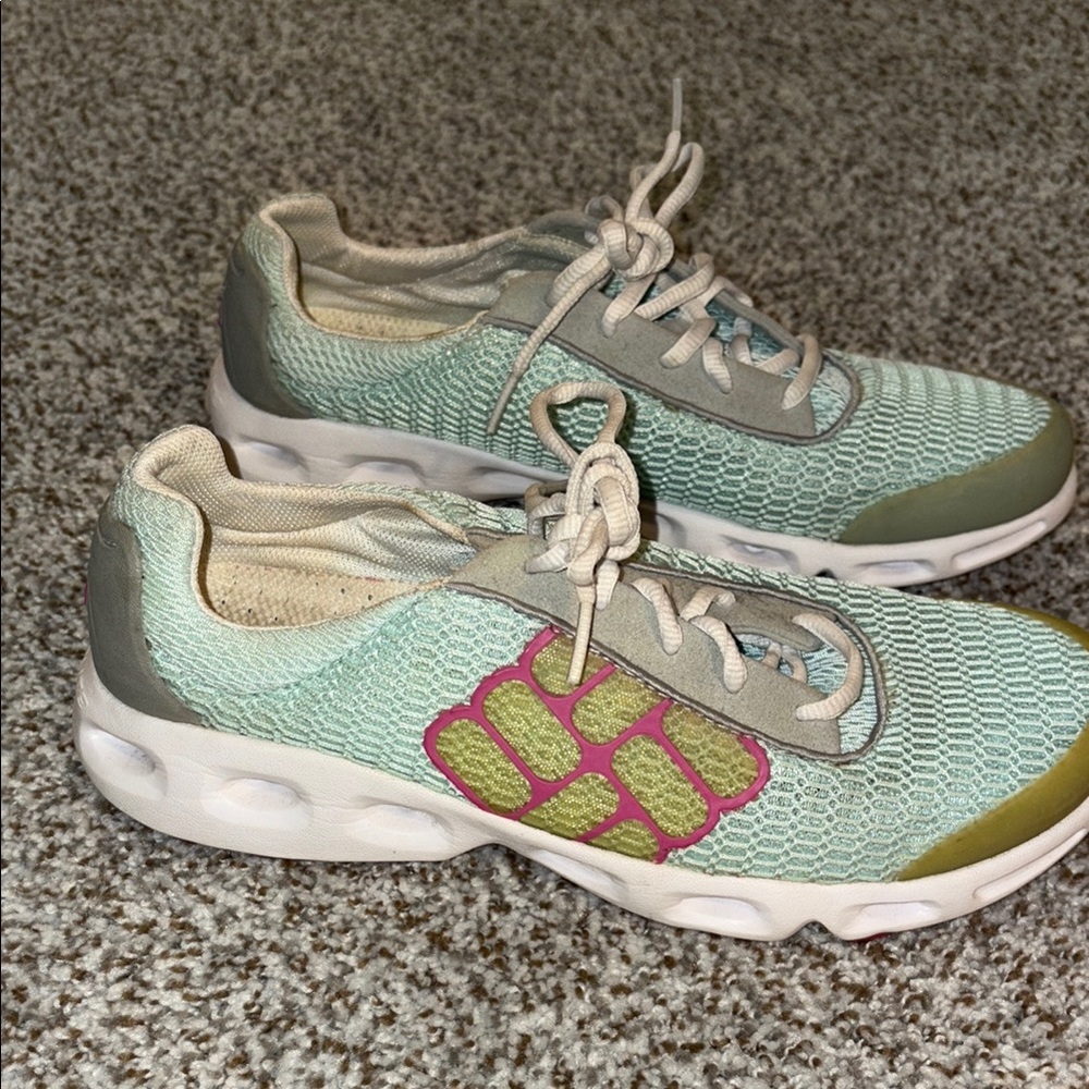 Columbia Mint Green and Pink Water Shoes
